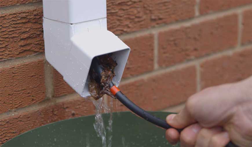 Απόφραξη υδρορροής